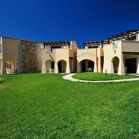 Aparthotel I Borghi Di Ottiolu