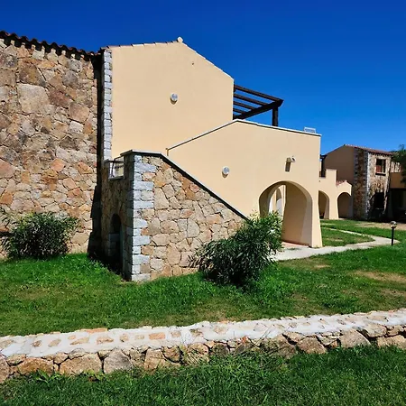 Residenze Del Mare Aparthotel Budoni